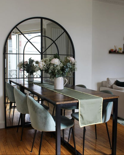 Chemin de table Ondine vert olive artisanal en coton - L'Atelier Vague 