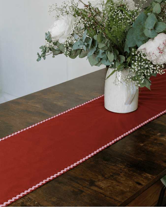 Chemin de table Ondine terracotta artisanal en coton - L'Atelier Vague - vue détail